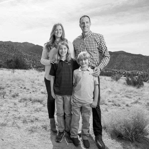 women receiving call